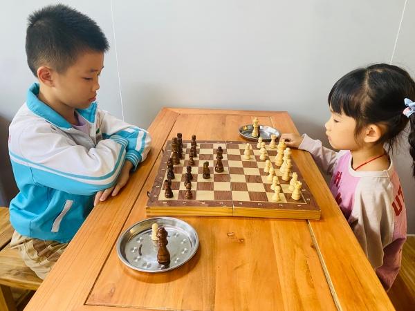 武平县少儿国际象棋等级赛对弈现场